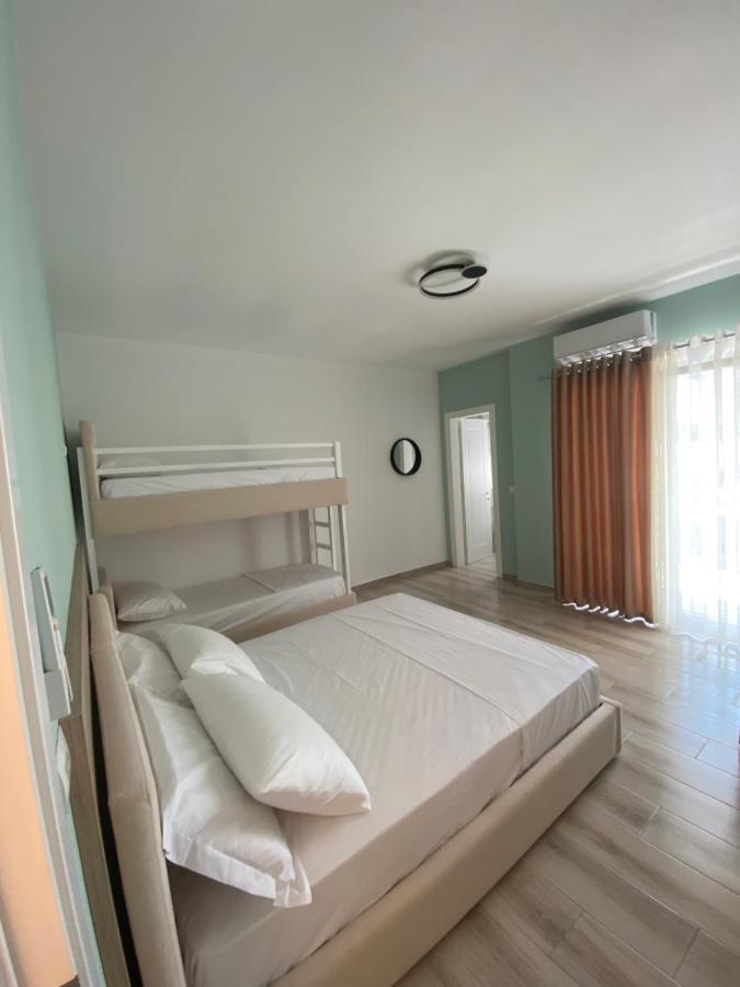 Helena Hotel Shëngjin Extérieur photo